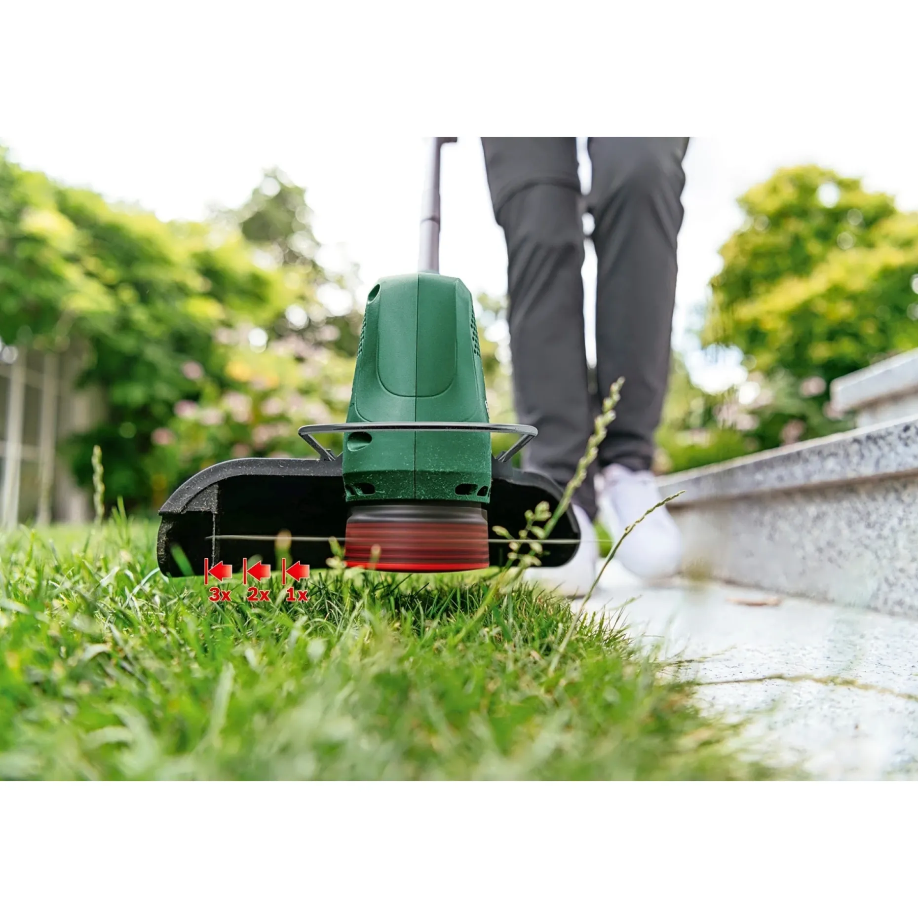 BOSCH EASY EASYGRASSCUT 18V-26 GRÆSTRIMMER 26 CM 18,0 V UDEN BATTERI OG LADER