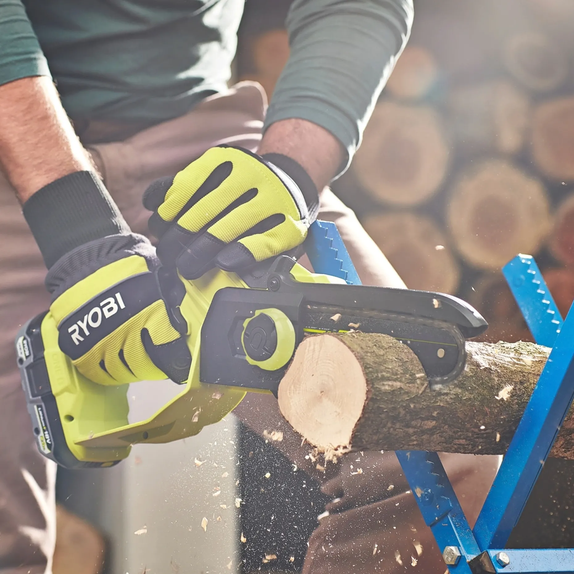 RYOBI GRENSAV AKKU 15 CM UDEN BATTERI OG LADER